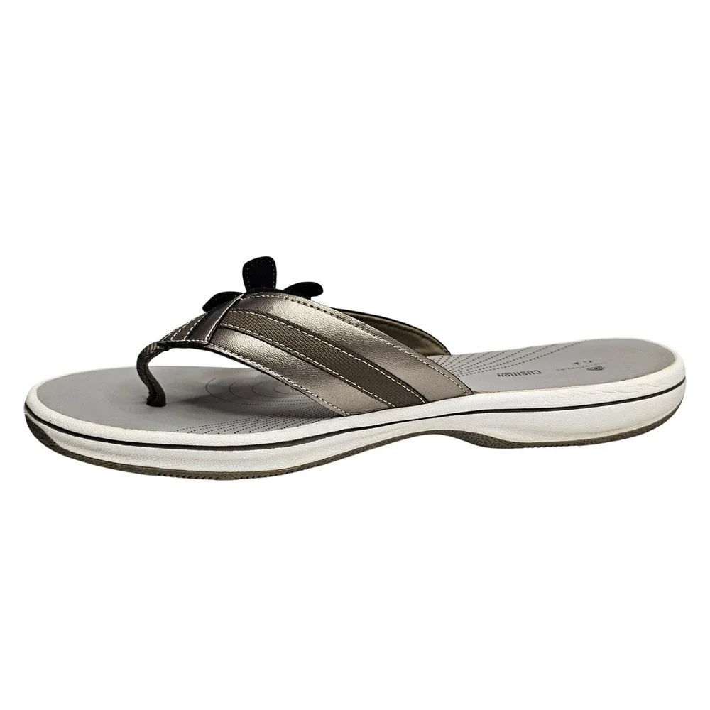 Clarks Cloudsteppers Women 10 Pewter Arla Glitz Flip Flop Sandals Floral